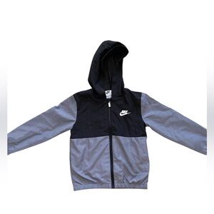 Nike Preowned Unisex Kids size 7 Dri-Fit Lightweight Zip Up Windbreaker Jacket